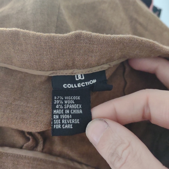 Women's DD Collection Camel/Tan Wool blend Lightweight Pants Size 8P - Picture 2 of 4